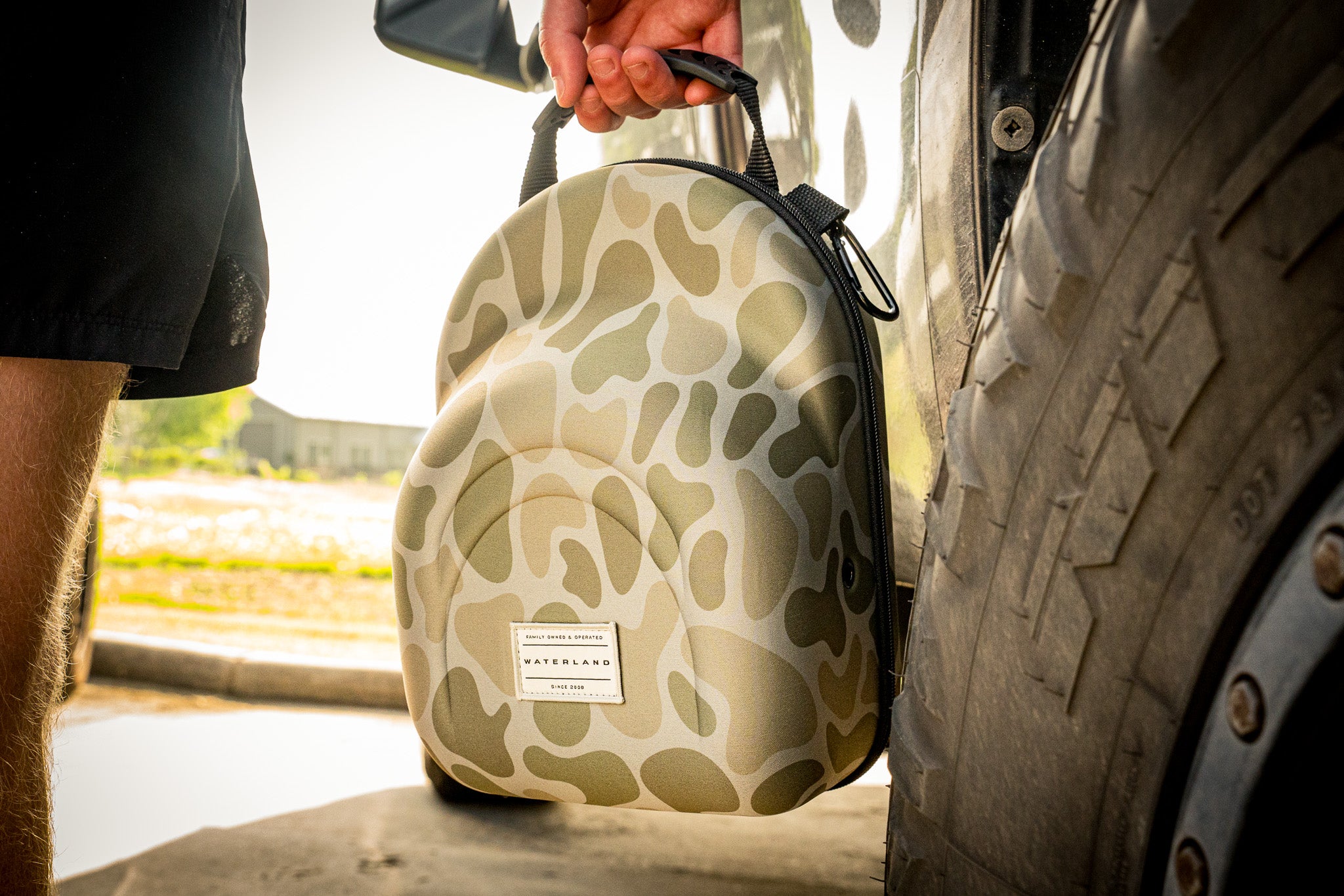 WaterLand Cap Case